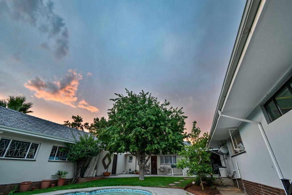 Iszis Guest House Bloemfontein Exteriér fotografie